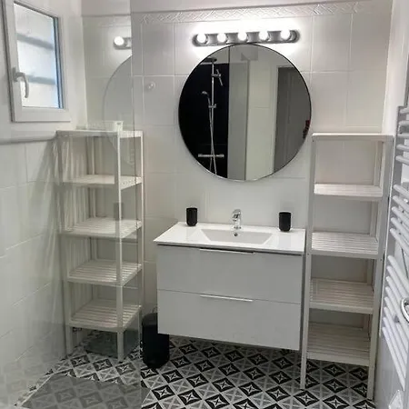 Apartment L'arena - Cosy Proche Des Arenes Nimes