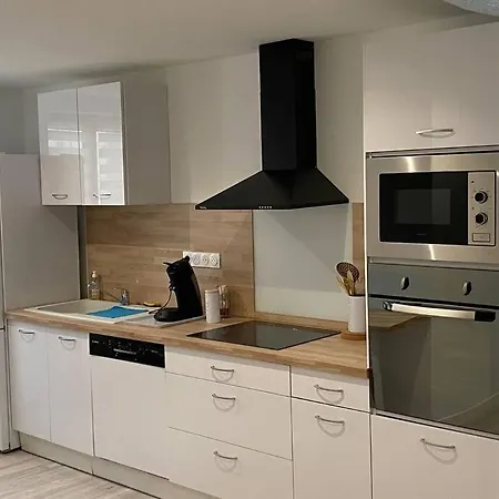 L'Arena - Logement Cosy Proche De La Maison Carree 尼姆